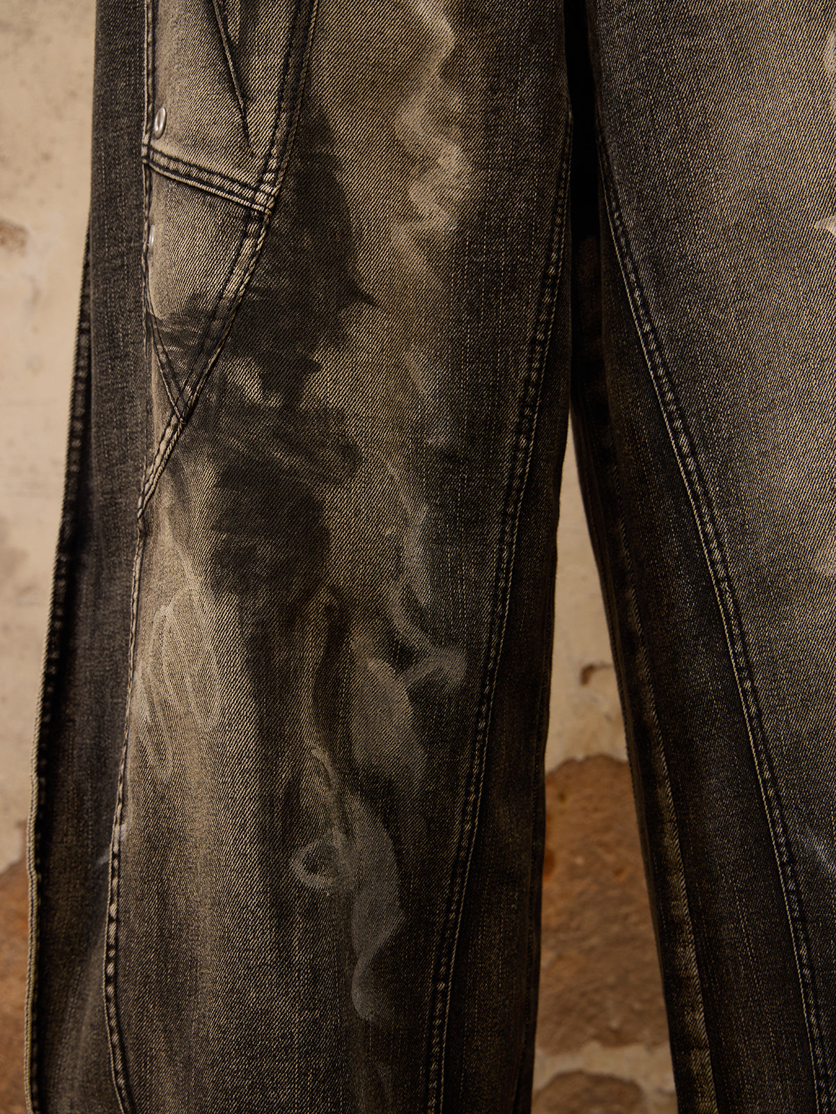 GOAT URBAN x Personsoul Graffiti Contour Jeans