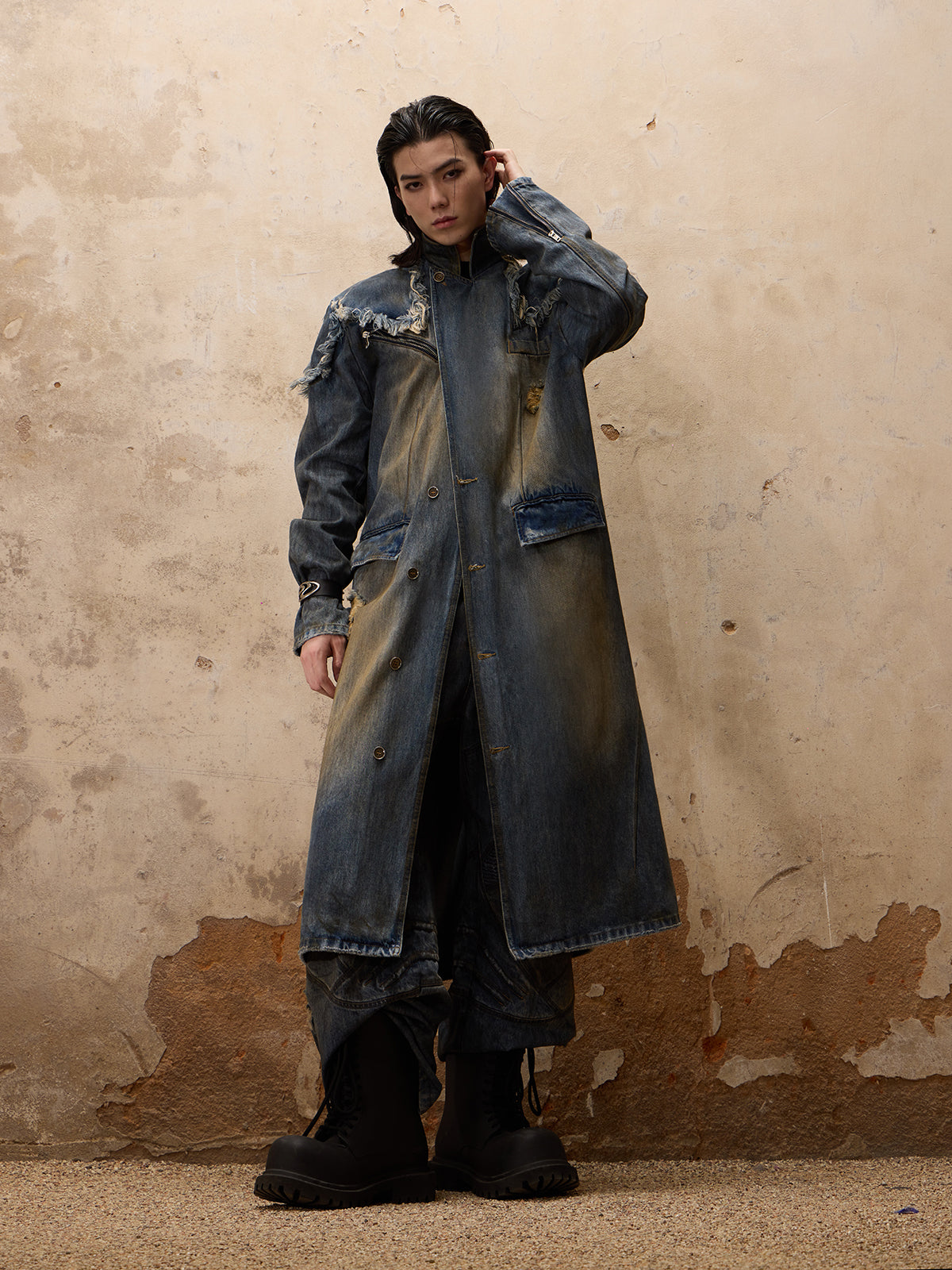 GOAT URBAN x Personsoul Dirty Trench Denim Coat